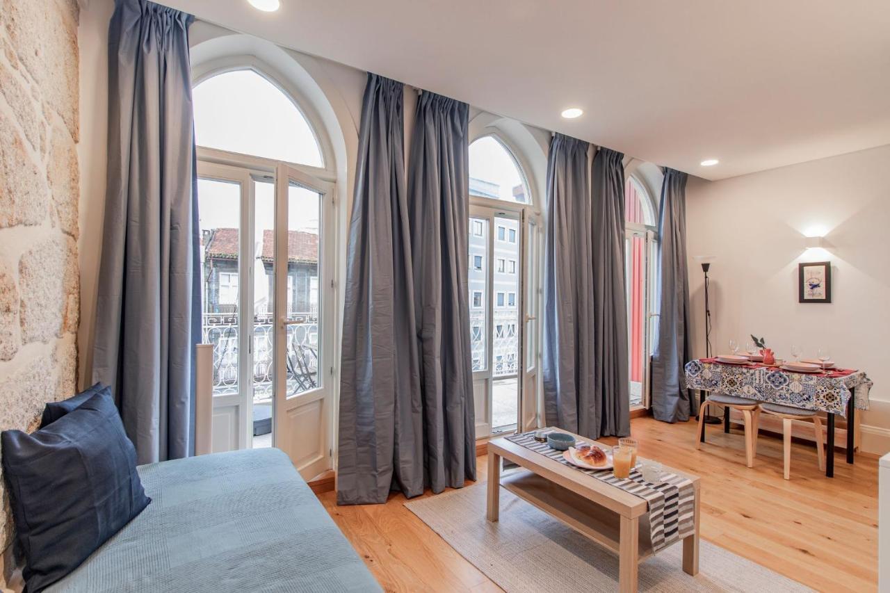 Sweet Studio Apartment W/ Big Balcony By Lovelystay بورتو المظهر الخارجي الصورة